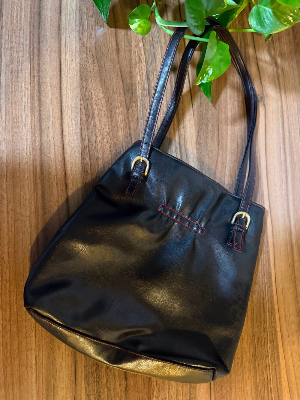 Victoria’s Secret- Y2K Classic Black Leather Tote Bag with Red Stitching